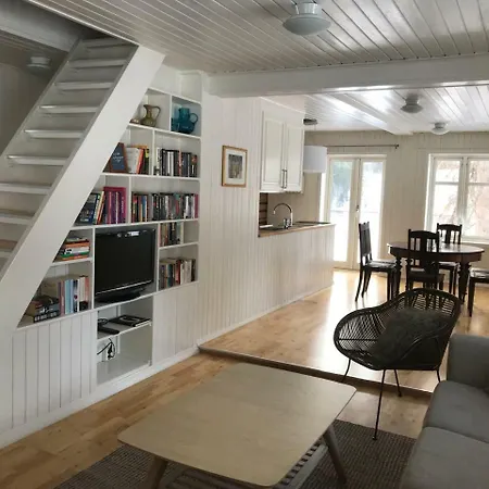 Piltingsrud Gardshotel Hotel *